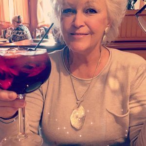 Meet your Posher, Tonie